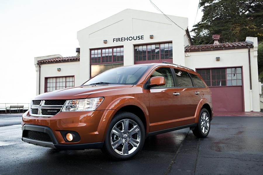  Dodge Journey 2011 года  (фото 37 из 69)